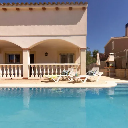 Holiday home 2 Casas By Interhome *