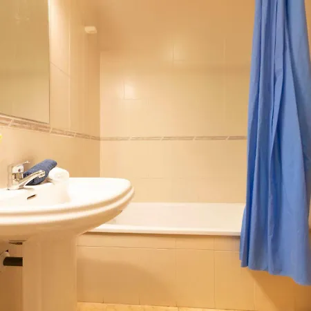 Holiday home 2 Casas By Interhome *