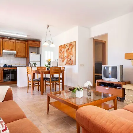 2 Casas By Interhome * Riumar